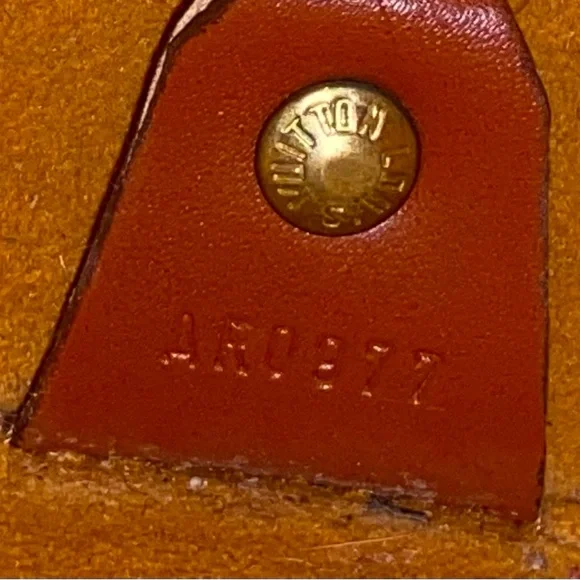 Louis Vuitton Cognac Leather Shoulder Bag with Barrel Design - Picture 13 of 16